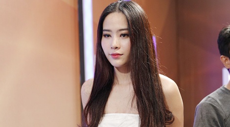 Nam Em lam nguoi thu ba khi yeu Truong Giang, co gi de hanh dien? hinh anh