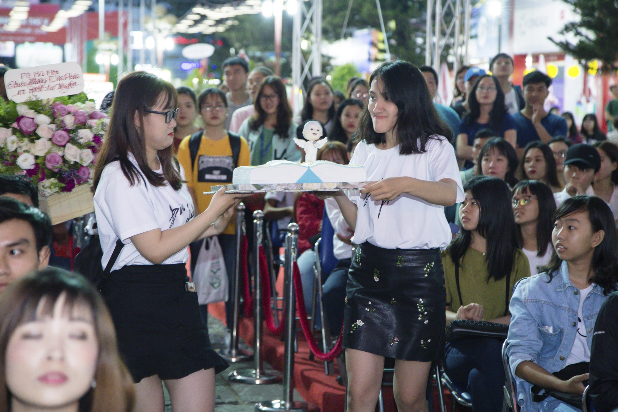 duc phuc ra tu truyen anh 8