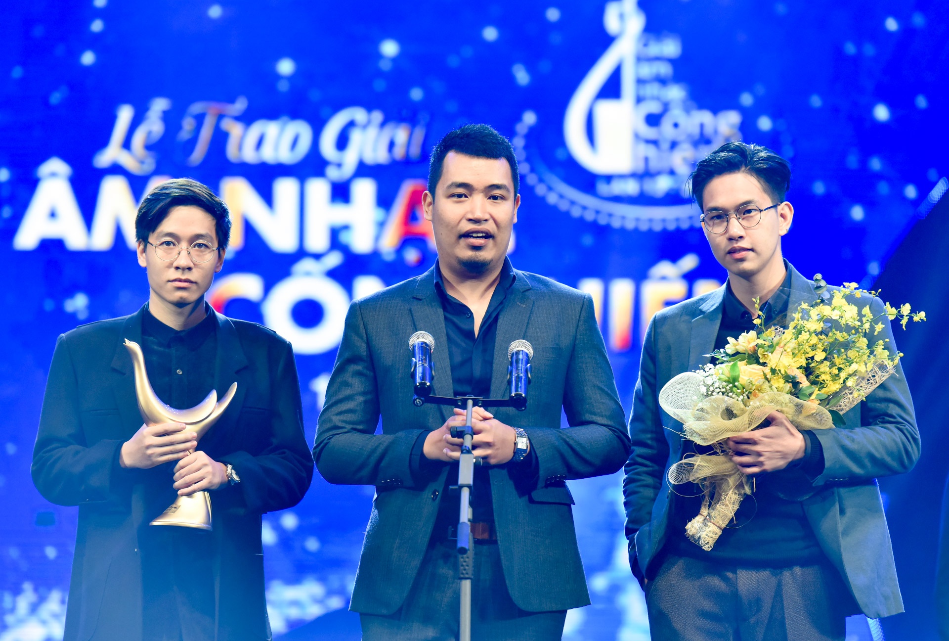 le trao giai cong hien 2018 anh 5
