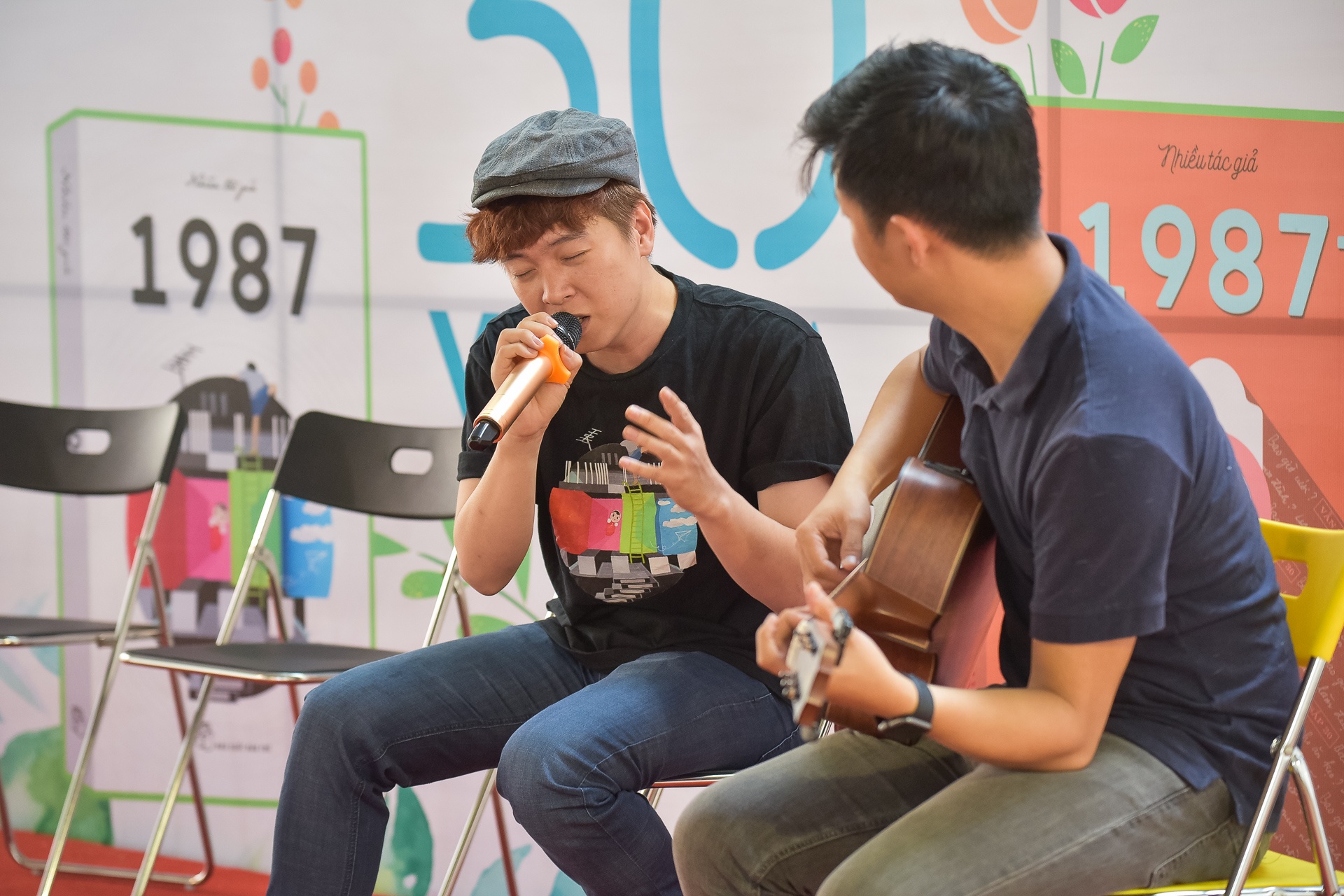 elly tran ke lai qua khu trong sach 1987 anh 11