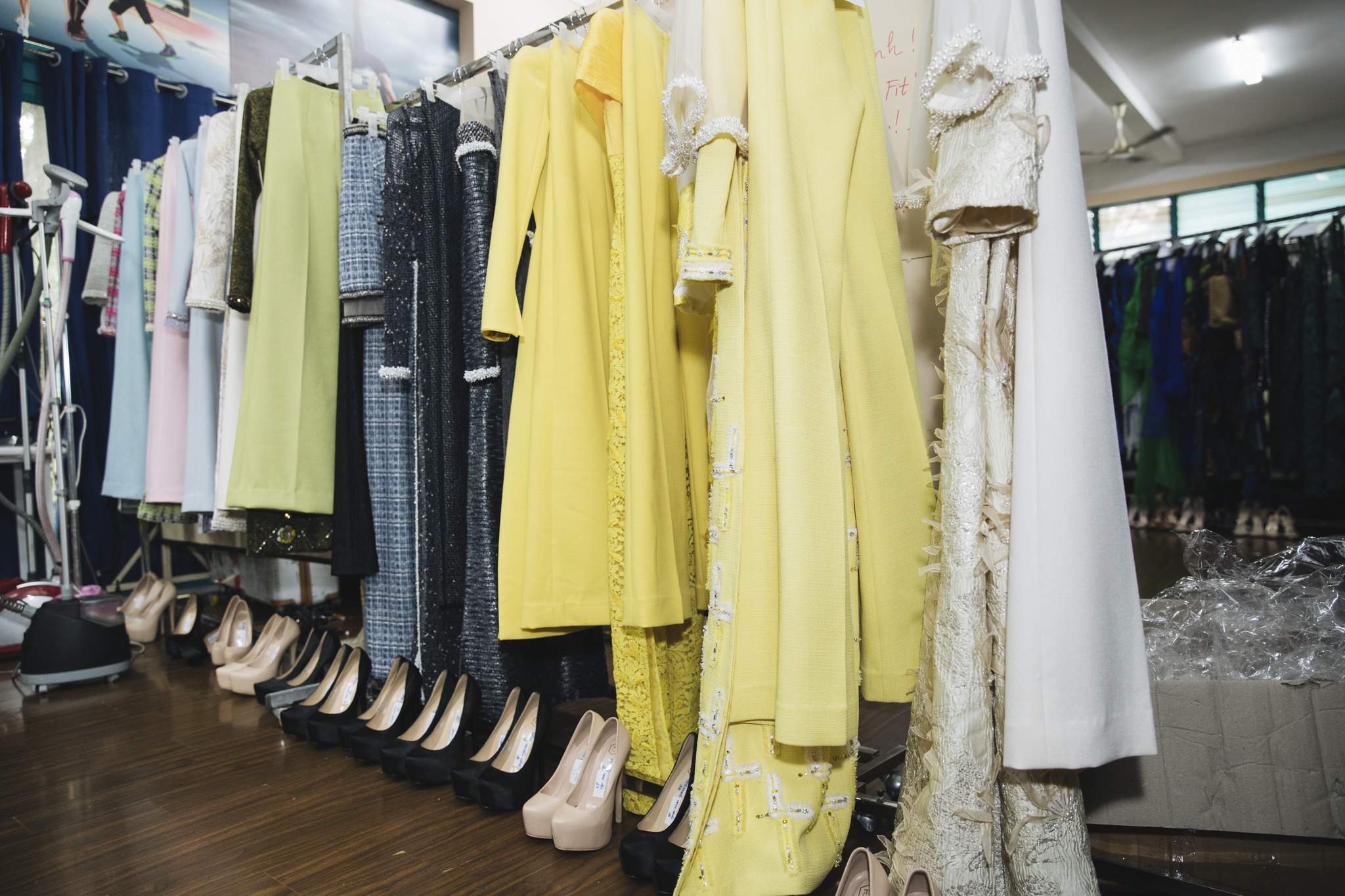 hau truong mau dien vietnam fashion week anh 5