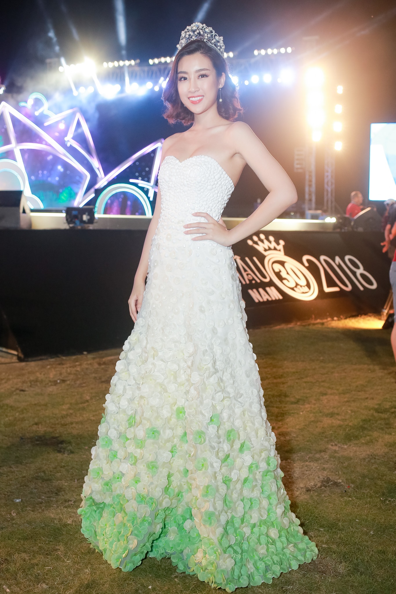 bikini hoa hau viet nam anh 3