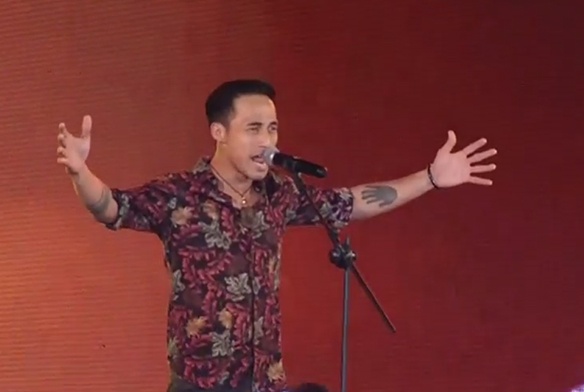 Pham Anh Khoa van len song truc tiep VTV sau khi xin loi vu ga tinh hinh anh