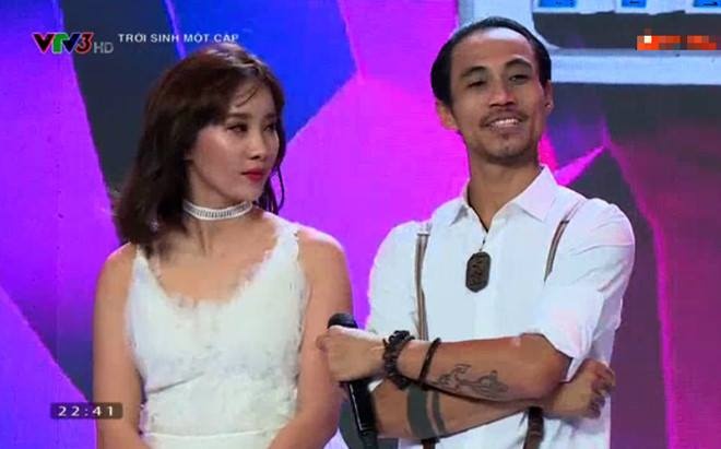 'Troi sinh mot cap' loai Pham Anh Khoa vi be boi bi to ga tinh hinh anh