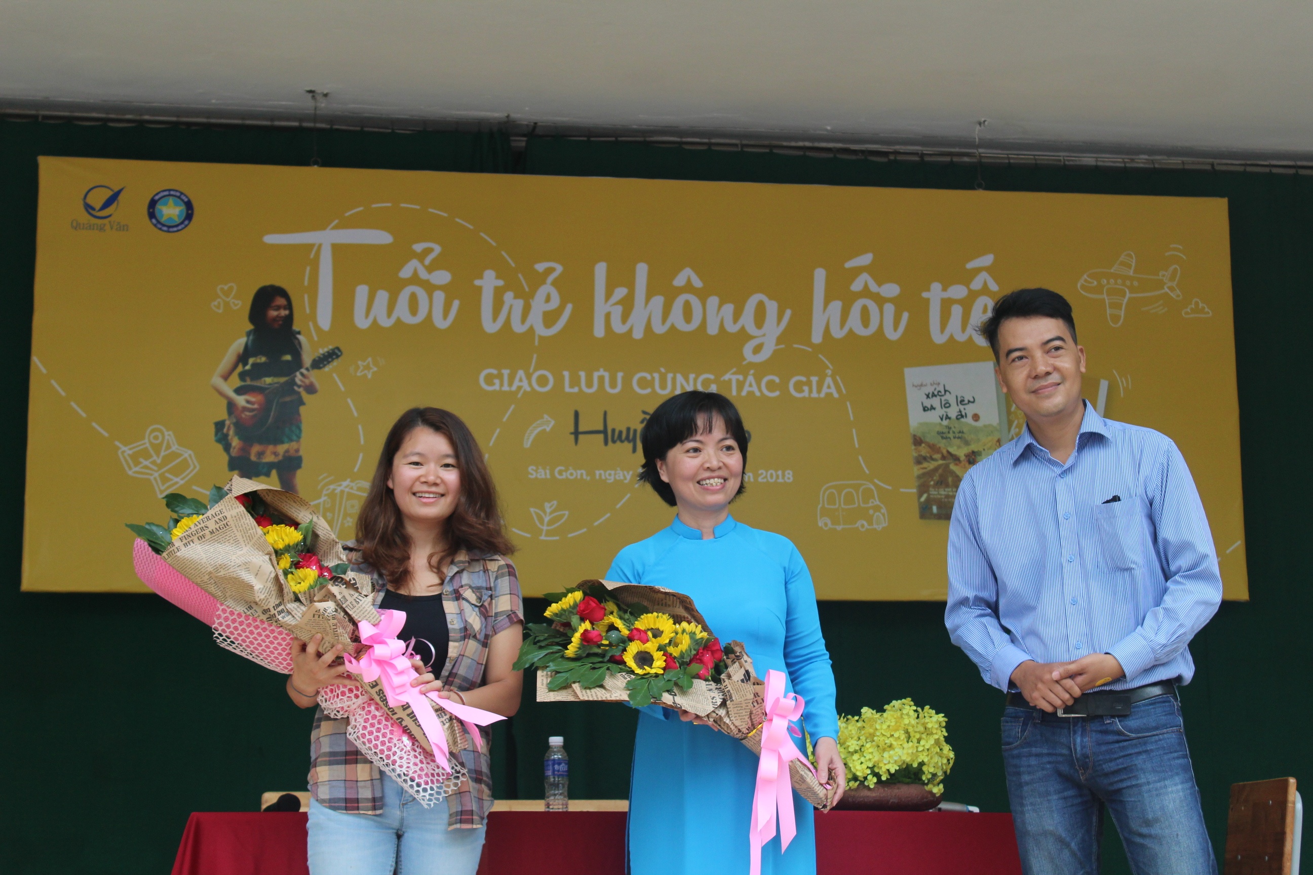 huyen chip giao luu sau tot nghiep stanford anh 1