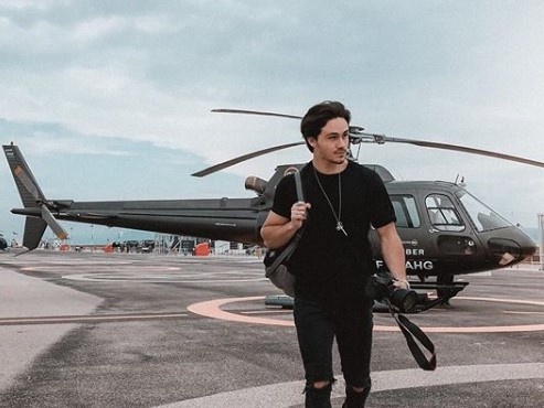 'Influencer' sang chanh o LHP Cannes: Truc thang, biet thu va tham do hinh anh