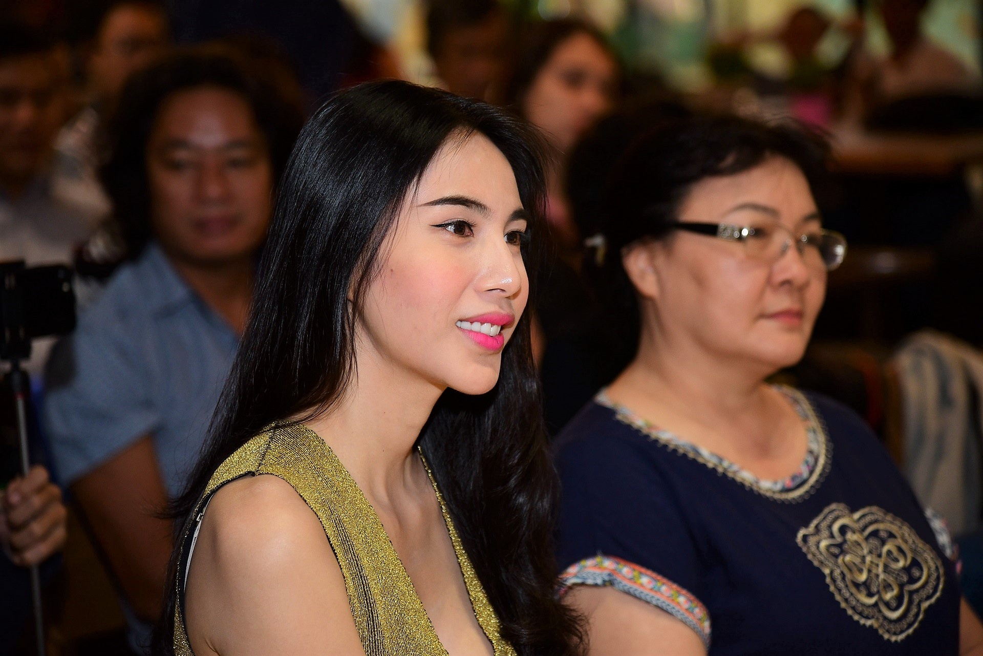 lê công vinh ra mắt tự truyện phút 89 ảnh 2 le cong vinh ra mat tu truyen phut 89 anh 2