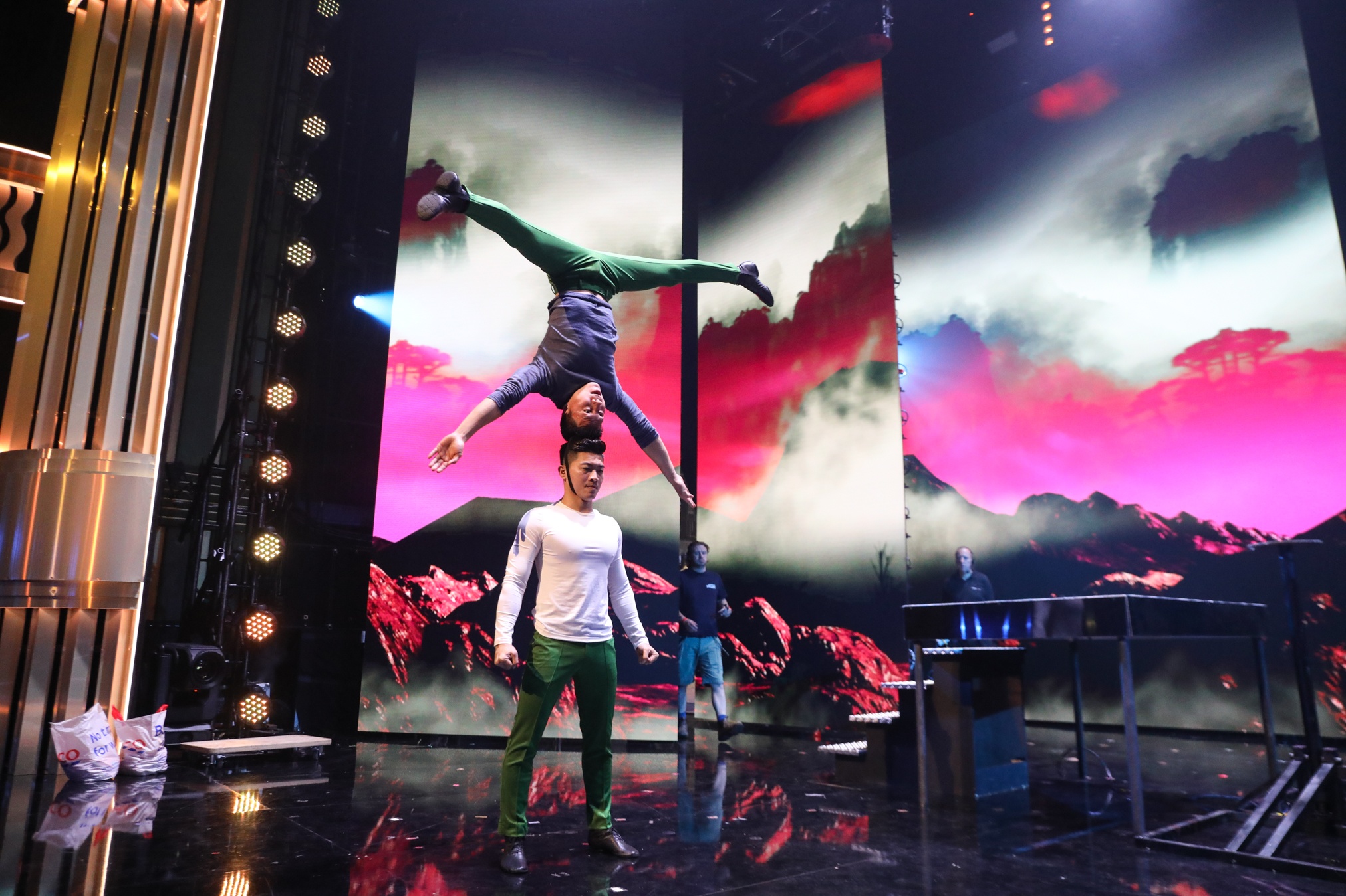 quoc co quoc nghiep britain got talent anh 5