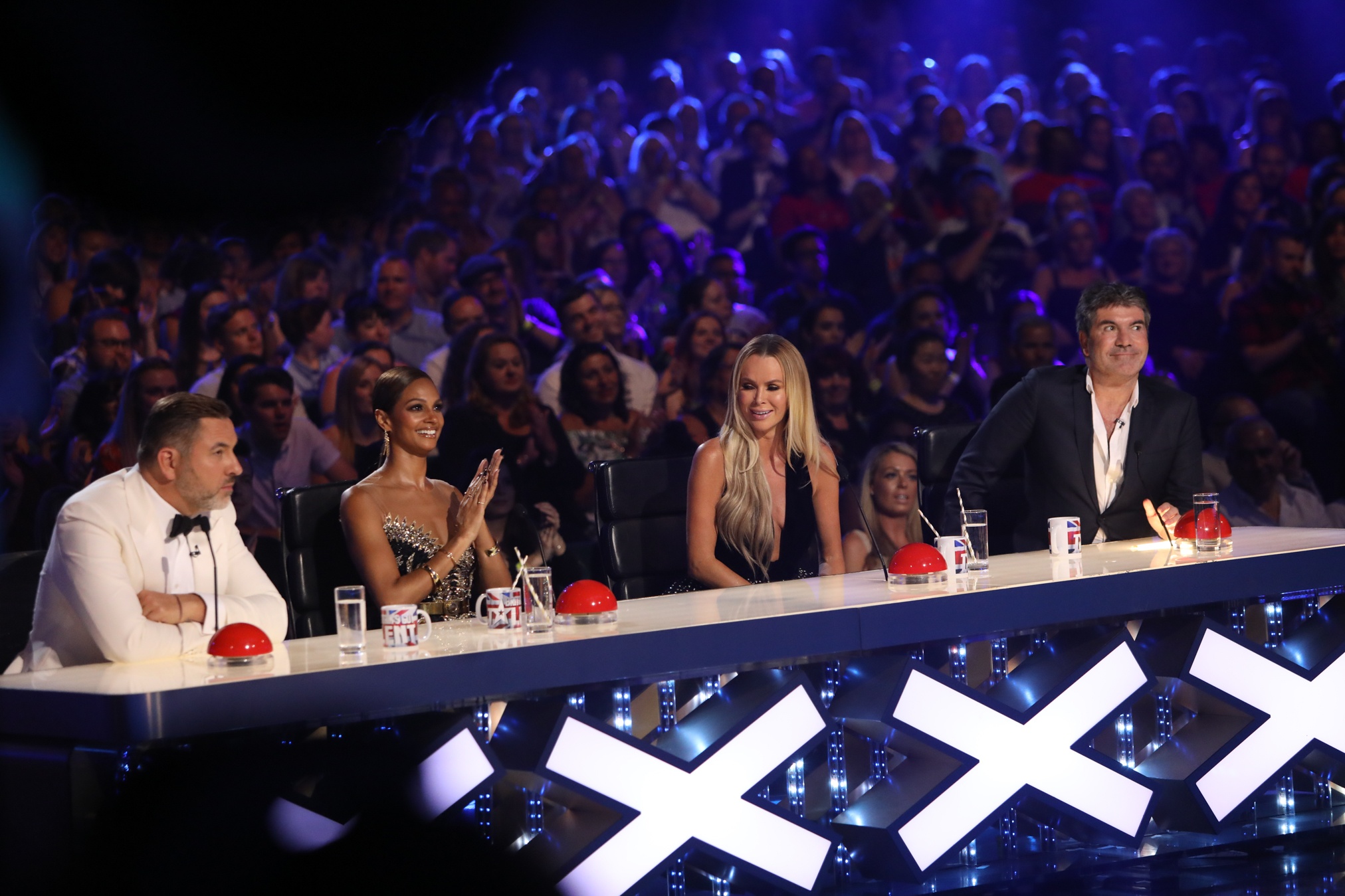 quoc co quoc nghiep britain got talent anh 17