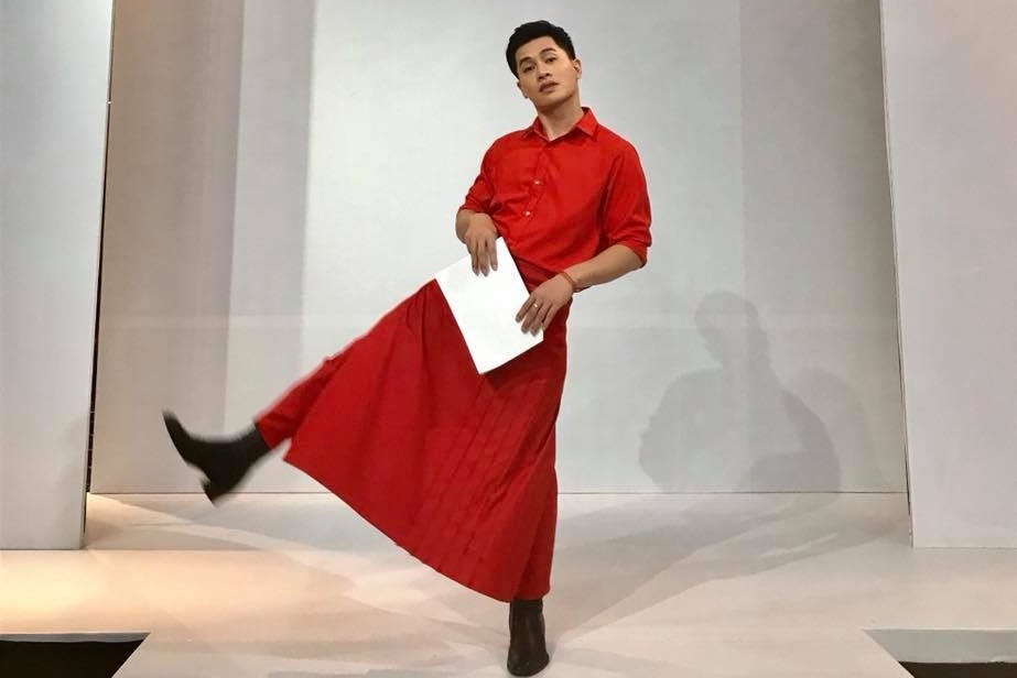 Nam Trung lai gay chu y khi mac vay tai The Face hinh anh