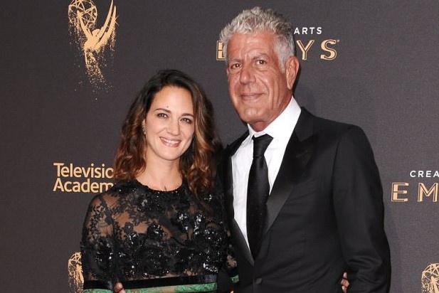 Dau bep tu tu la nguoi yeu cua my nhan to Harvey Weinstein hiep dam hinh anh