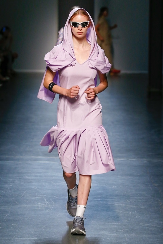 catwalk toc do cao hai huoc anh 3