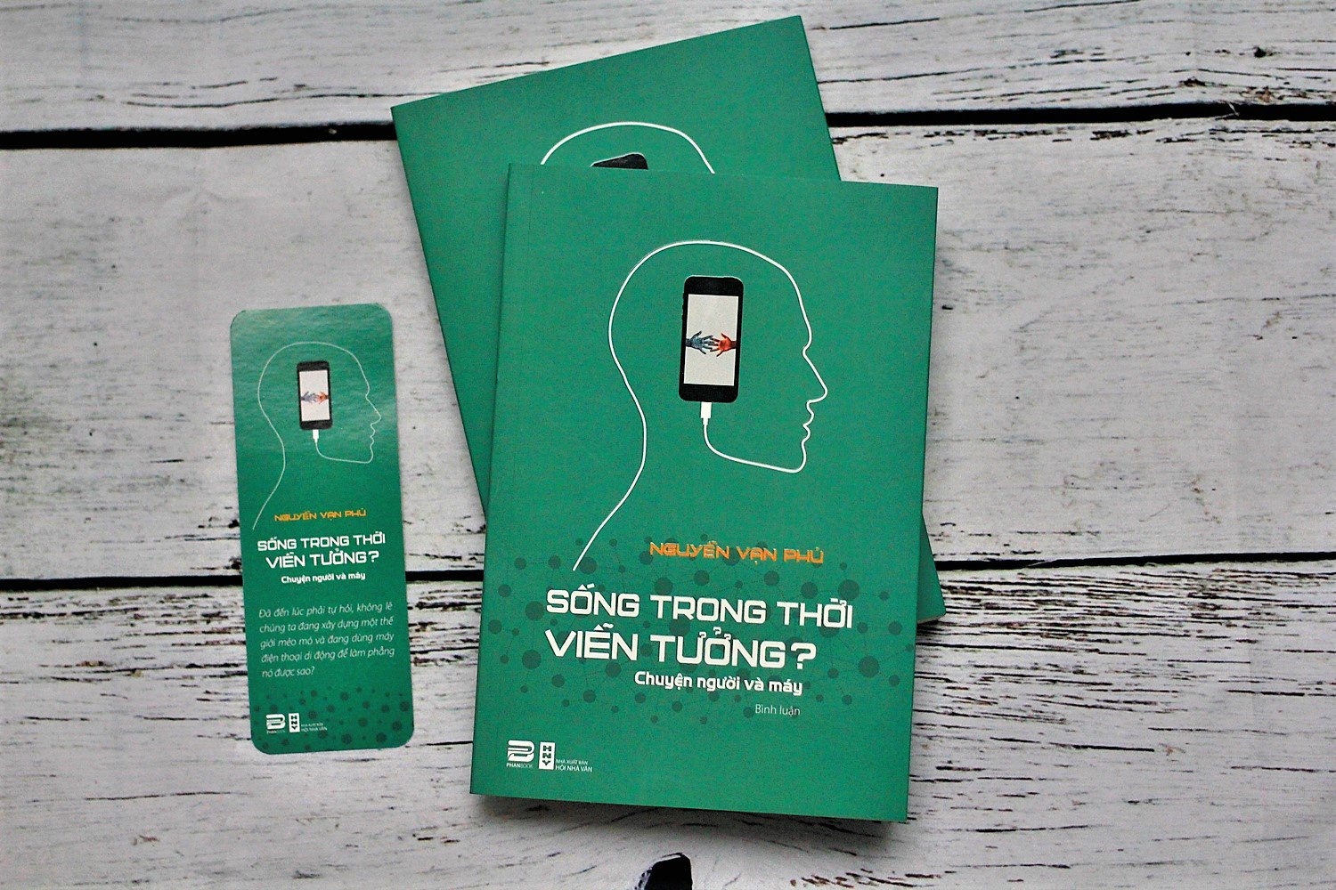 nha bao nguyen van phu va facebook anh 1