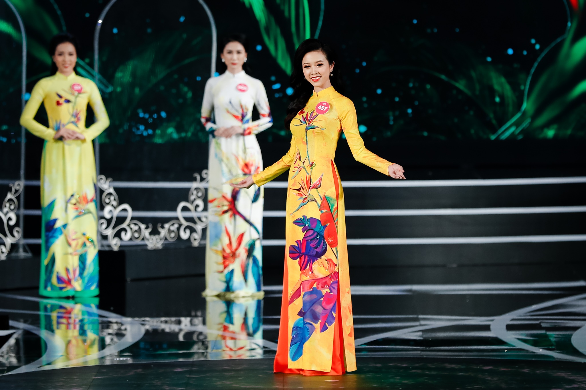 Truc tiep chung khao Hoa hau Viet Nam 2018 anh 12