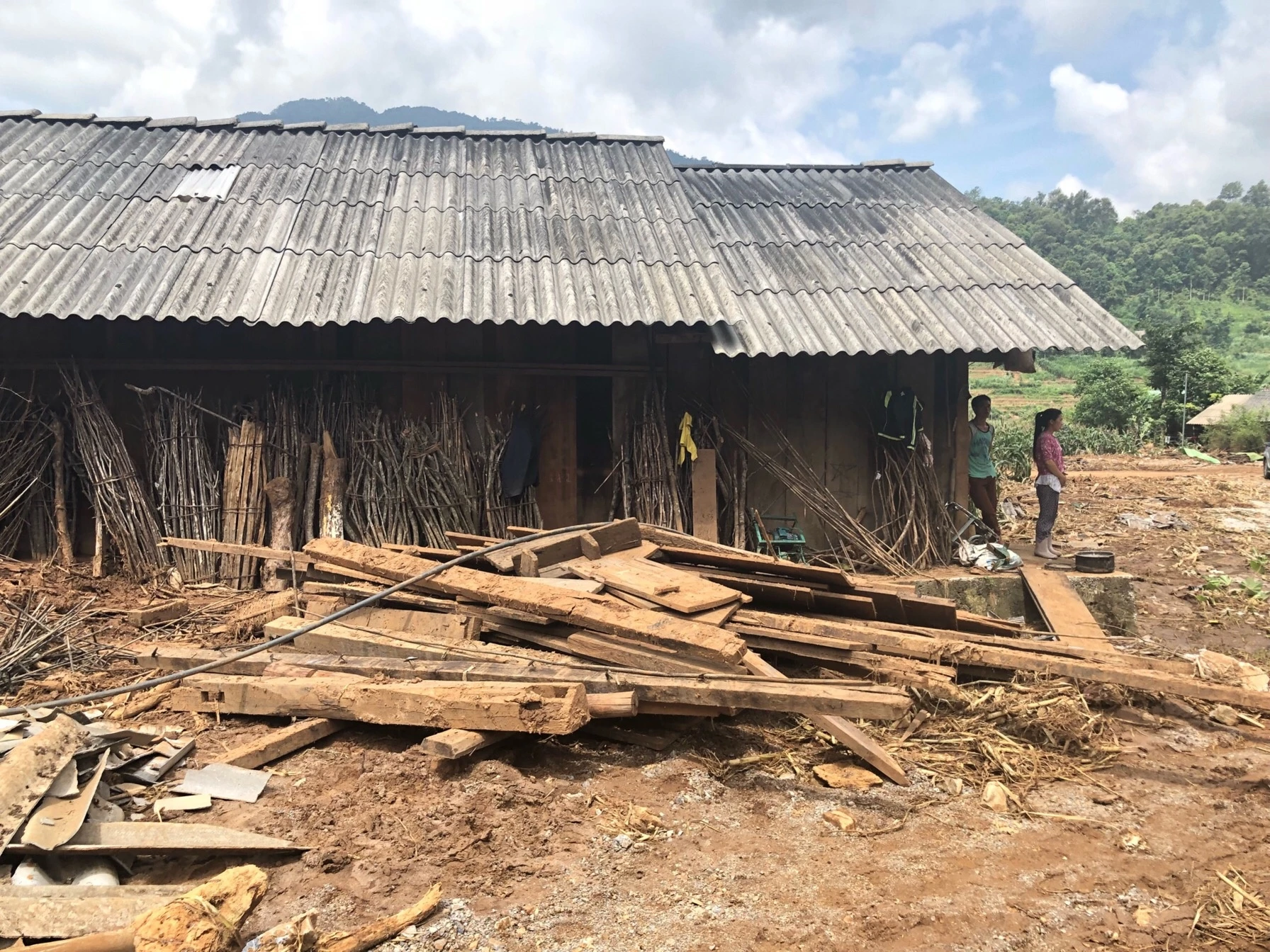 do my linh cuu tro lu quet ha giang anh 9