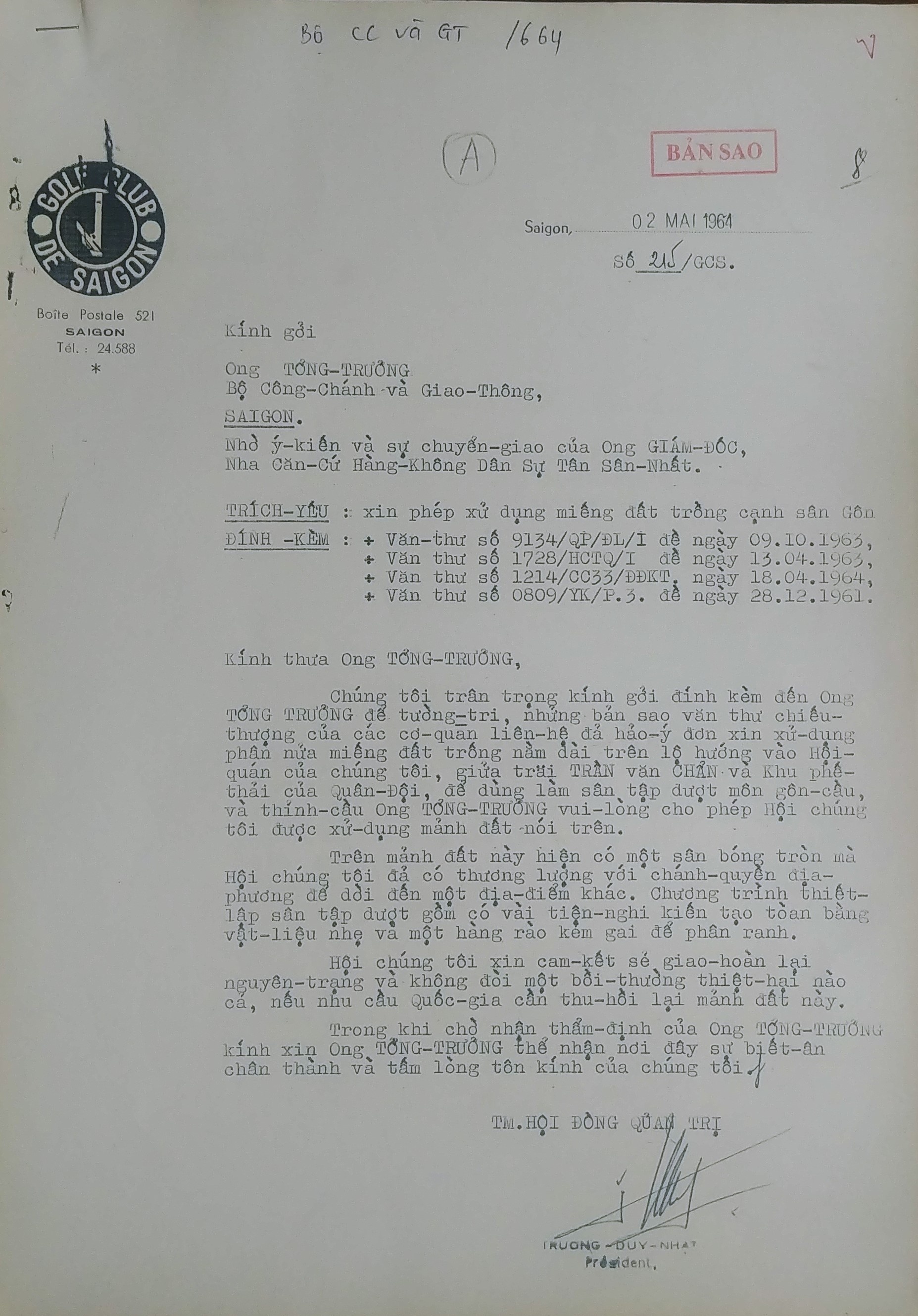 100 nam phi truong tan son nhat anh 2