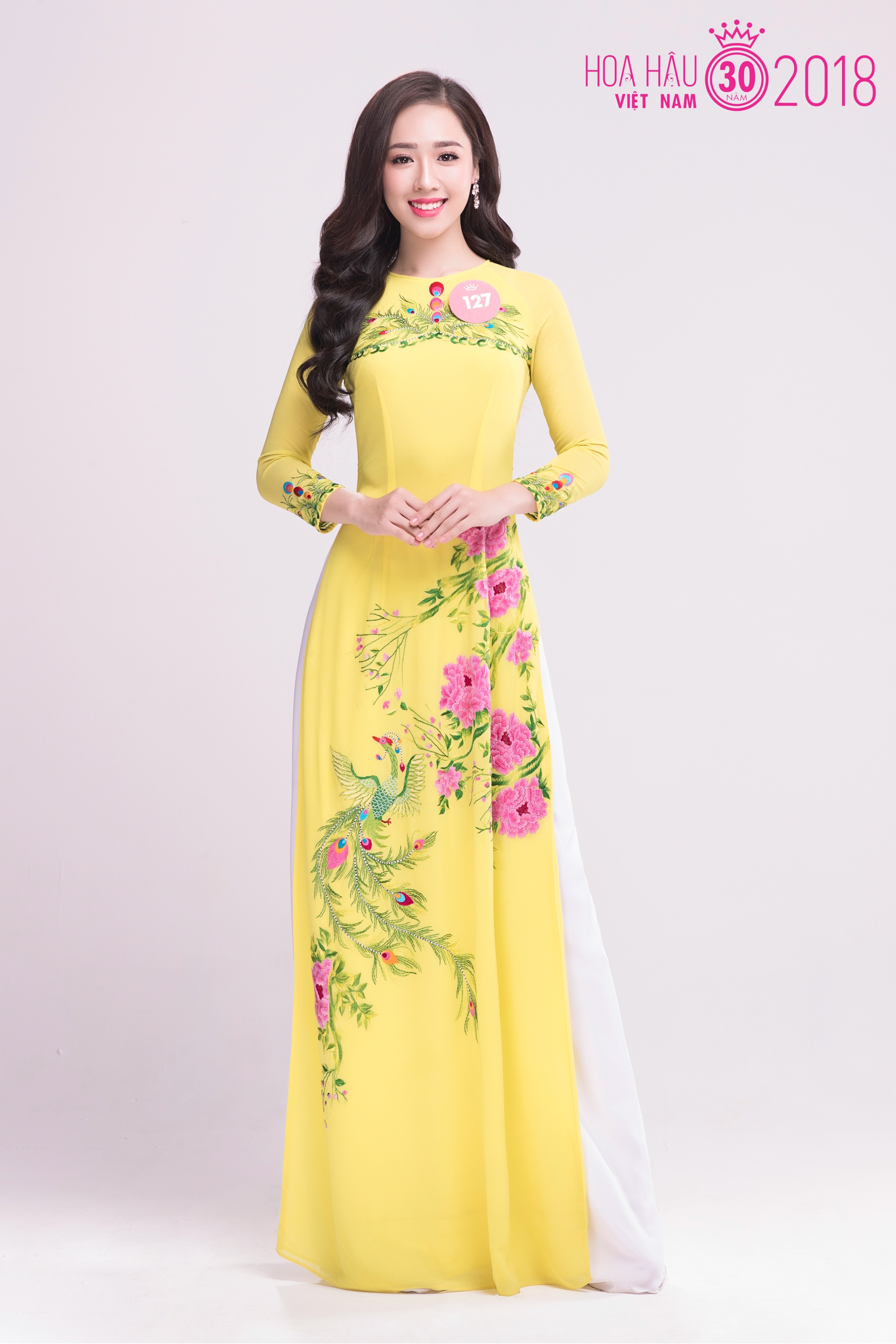 hoa hau viet nam 2018 mac ao dai anh 8