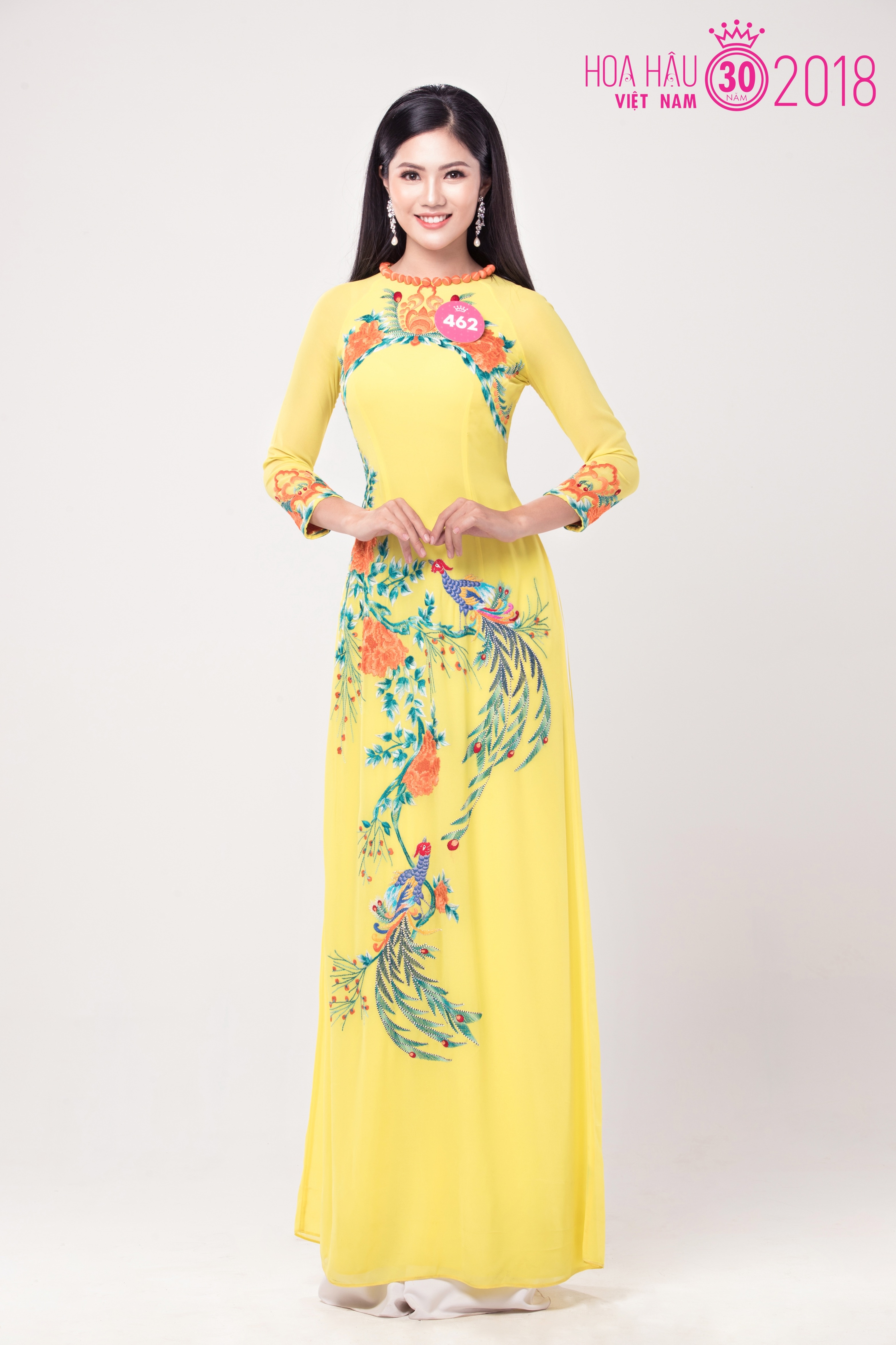 hoa hau viet nam 2018 mac ao dai anh 19