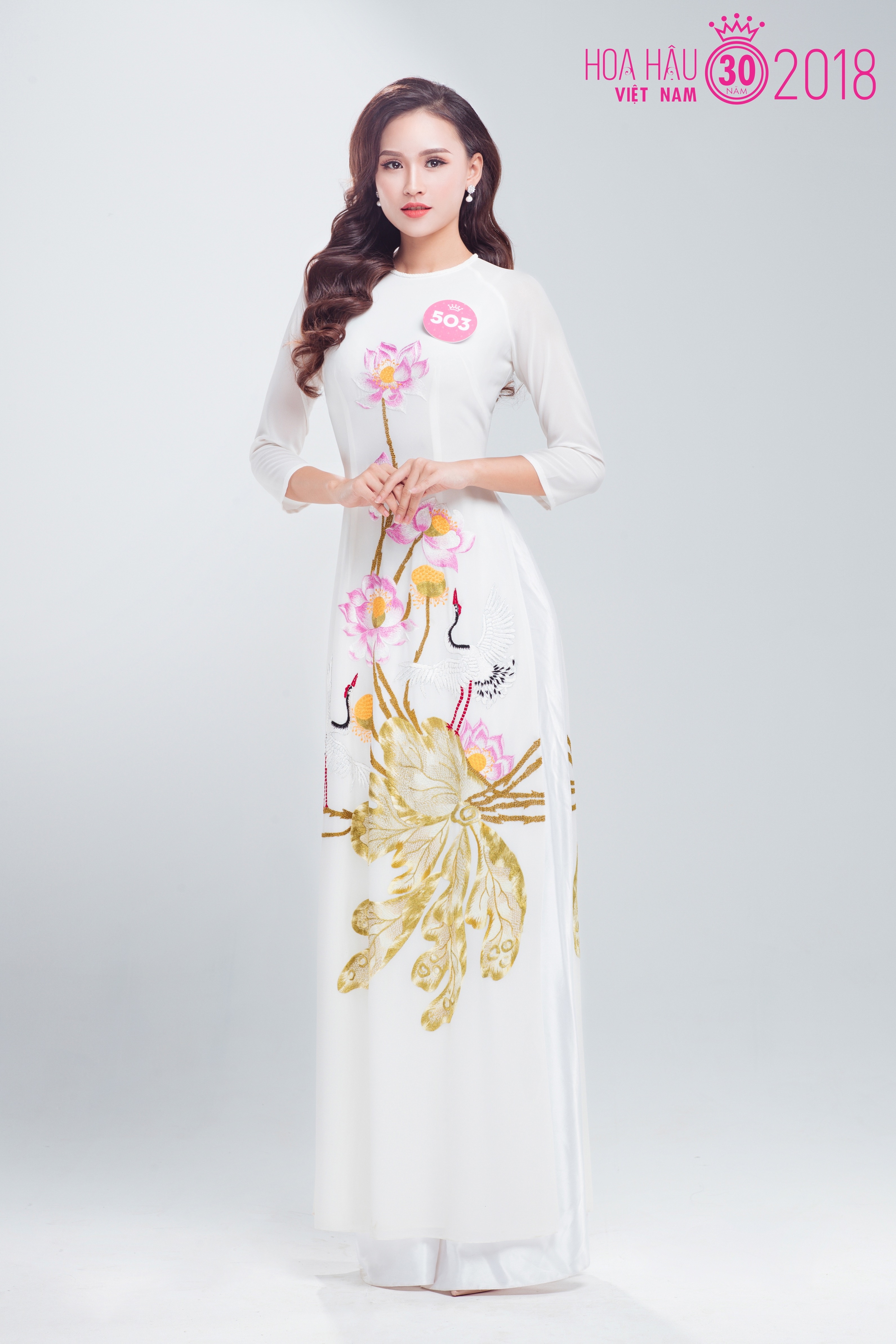 hoa hau viet nam 2018 mac ao dai anh 21