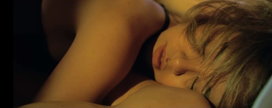 thao trang ra mv 16+ anh 7