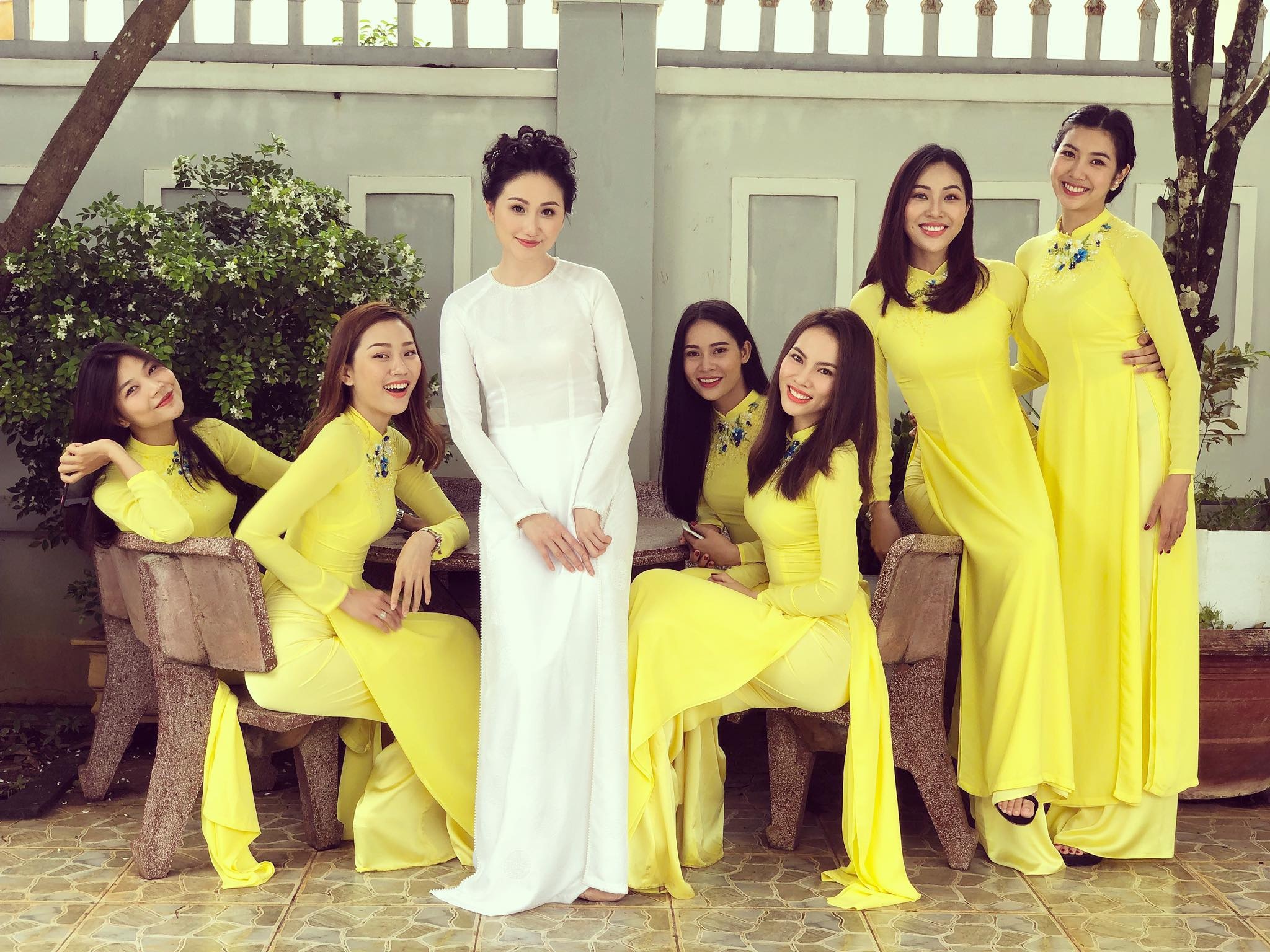 hoa khôi diệu ngọc ăn hỏi ảnh 3 hoa khoi dieu ngoc an hoi anh 3