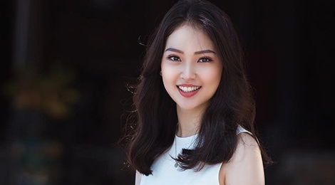 10X dep va noi bat nhat o Hoa hau Viet Nam bi loai gay tranh cai hinh anh