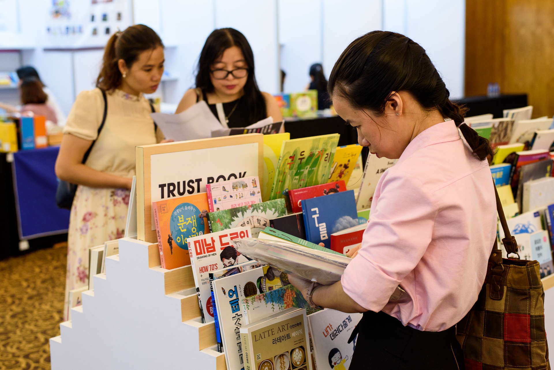 hoi sach han quoc anh 13