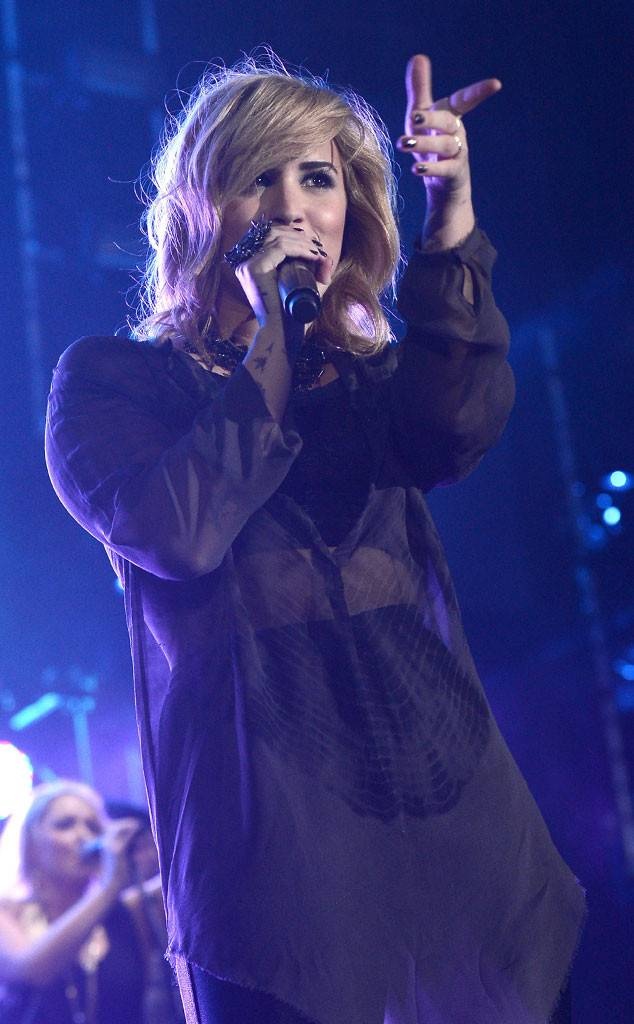 demi lovato soc thuoc anh 8