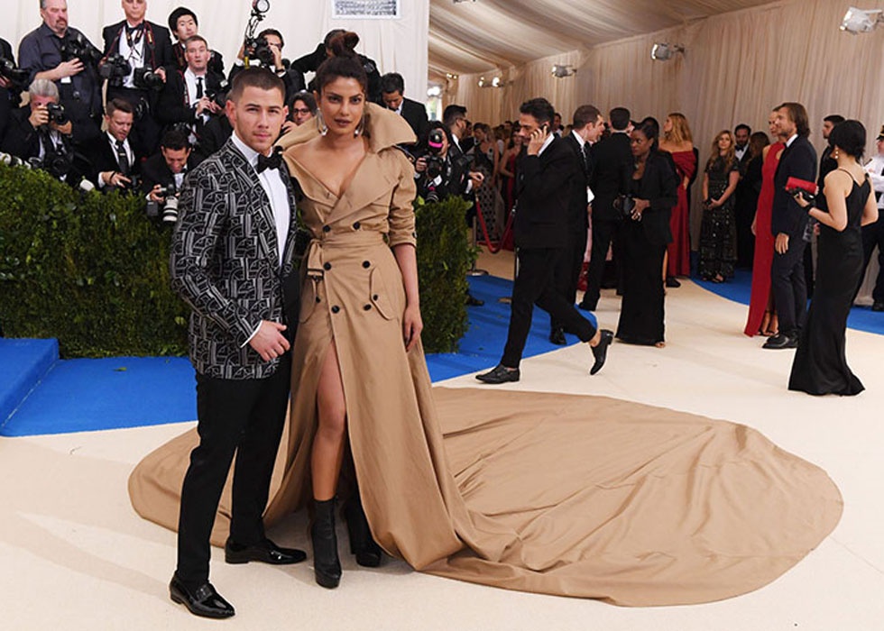 hoa hau the gioi dinh hon nick jonas anh 11