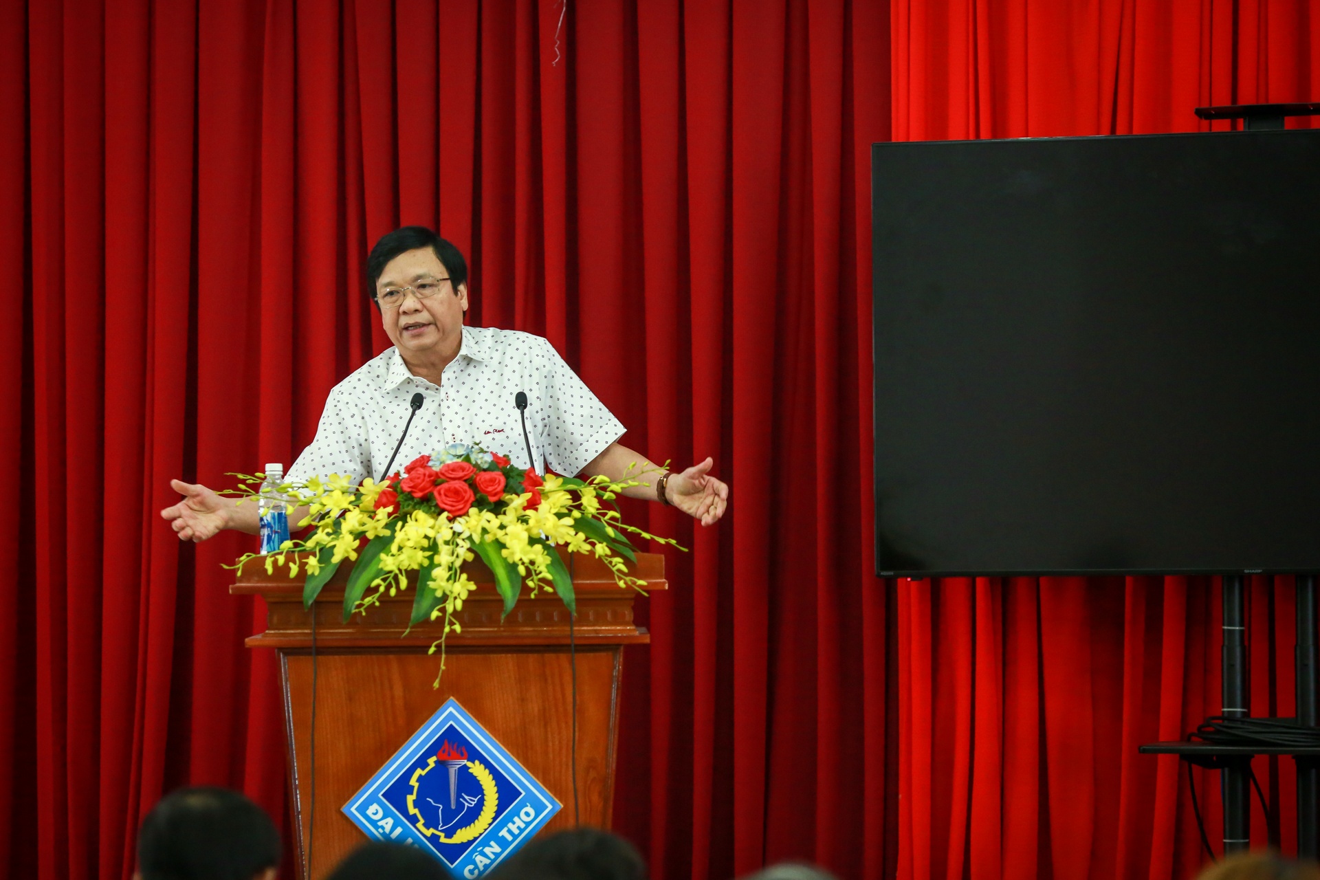 xuất bản 6 tháng đầu năm 2018 ảnh 9 xuat ban 6 thang dau nam 2018 anh 9