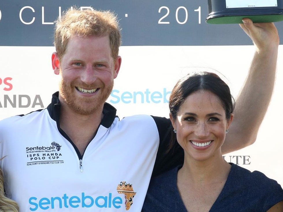 Quan gia cua Cong nuong Diana canh bao Meghan Markle hinh anh