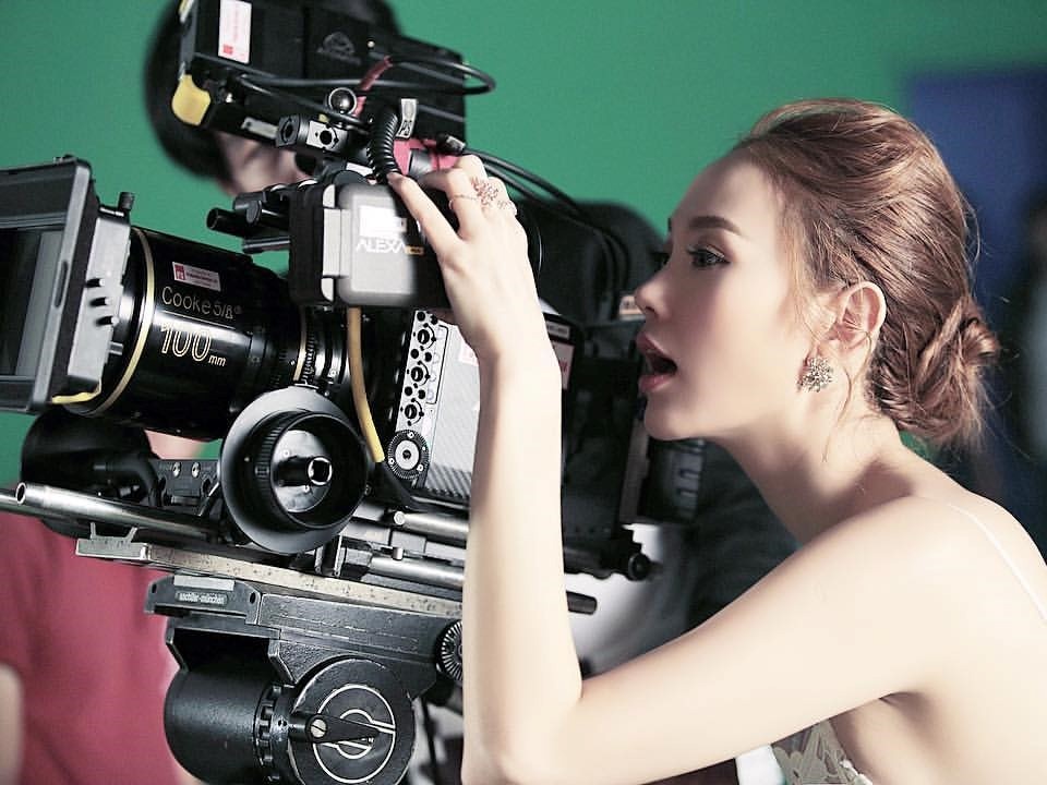 minh hằng chi tiền tỷ làm phim ảnh 3 minh hang chi tien ty lam phim anh 3