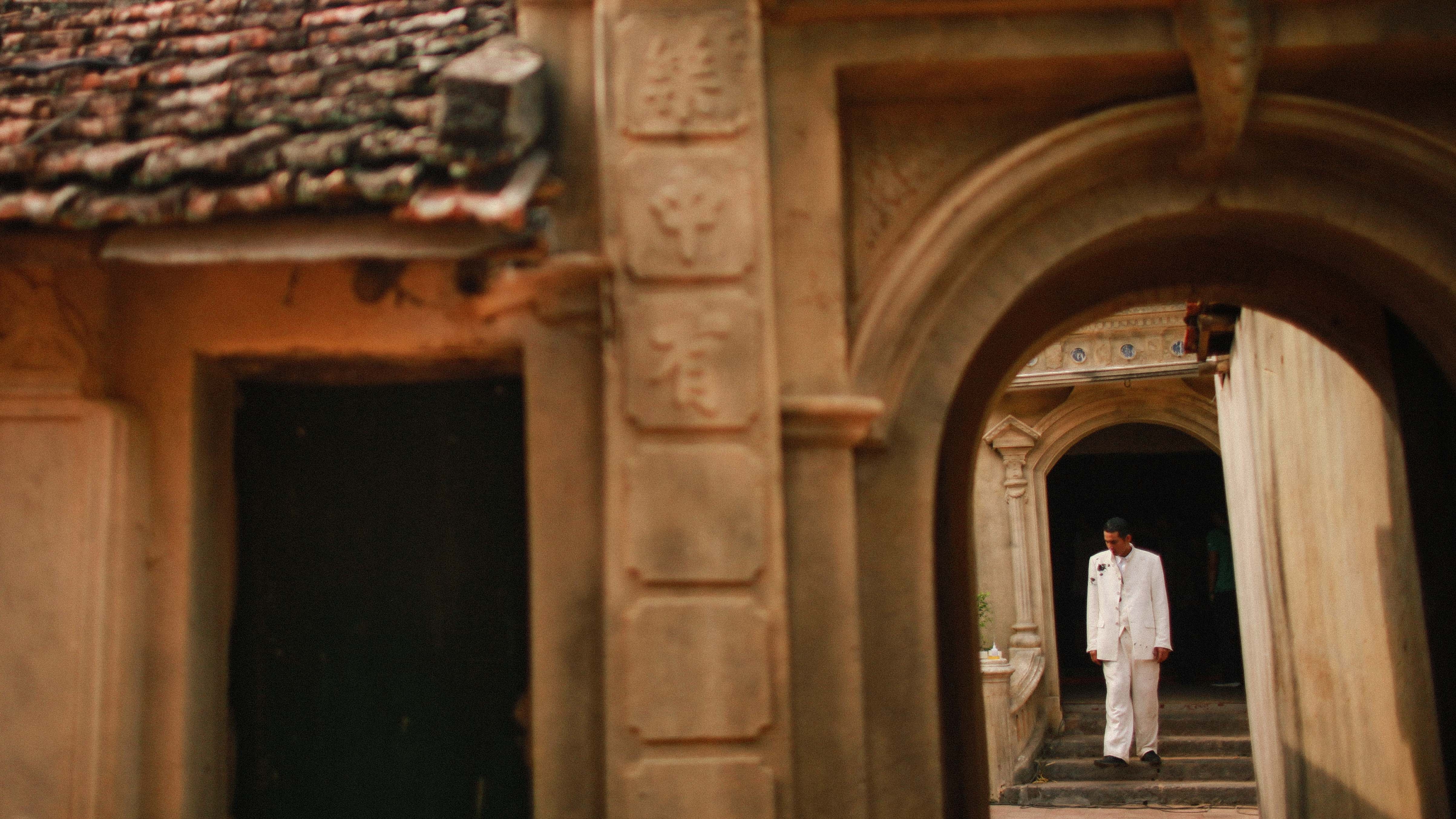 tu lan trong nguoi bat tu anh 10