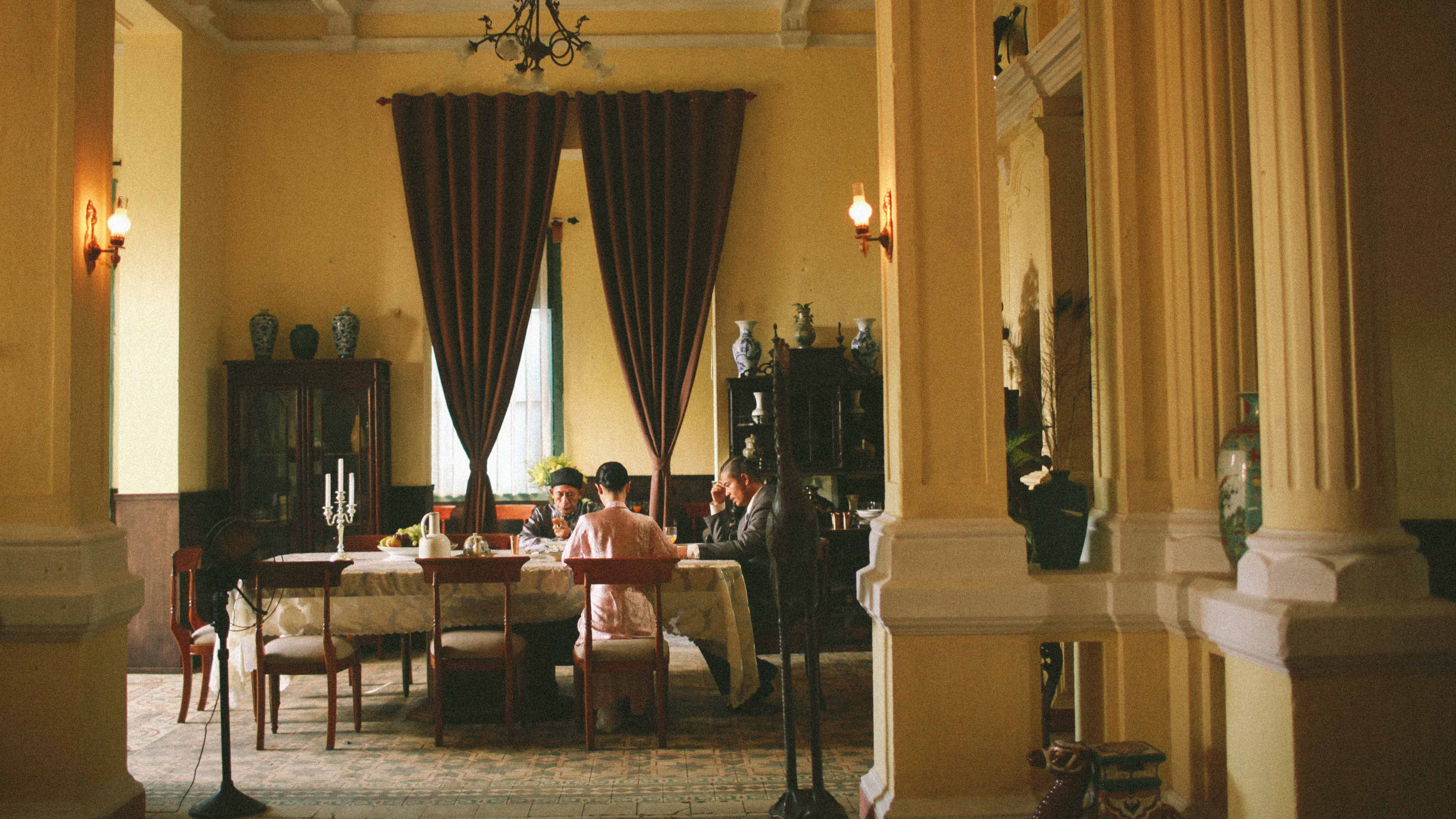 tu lan trong nguoi bat tu anh 12