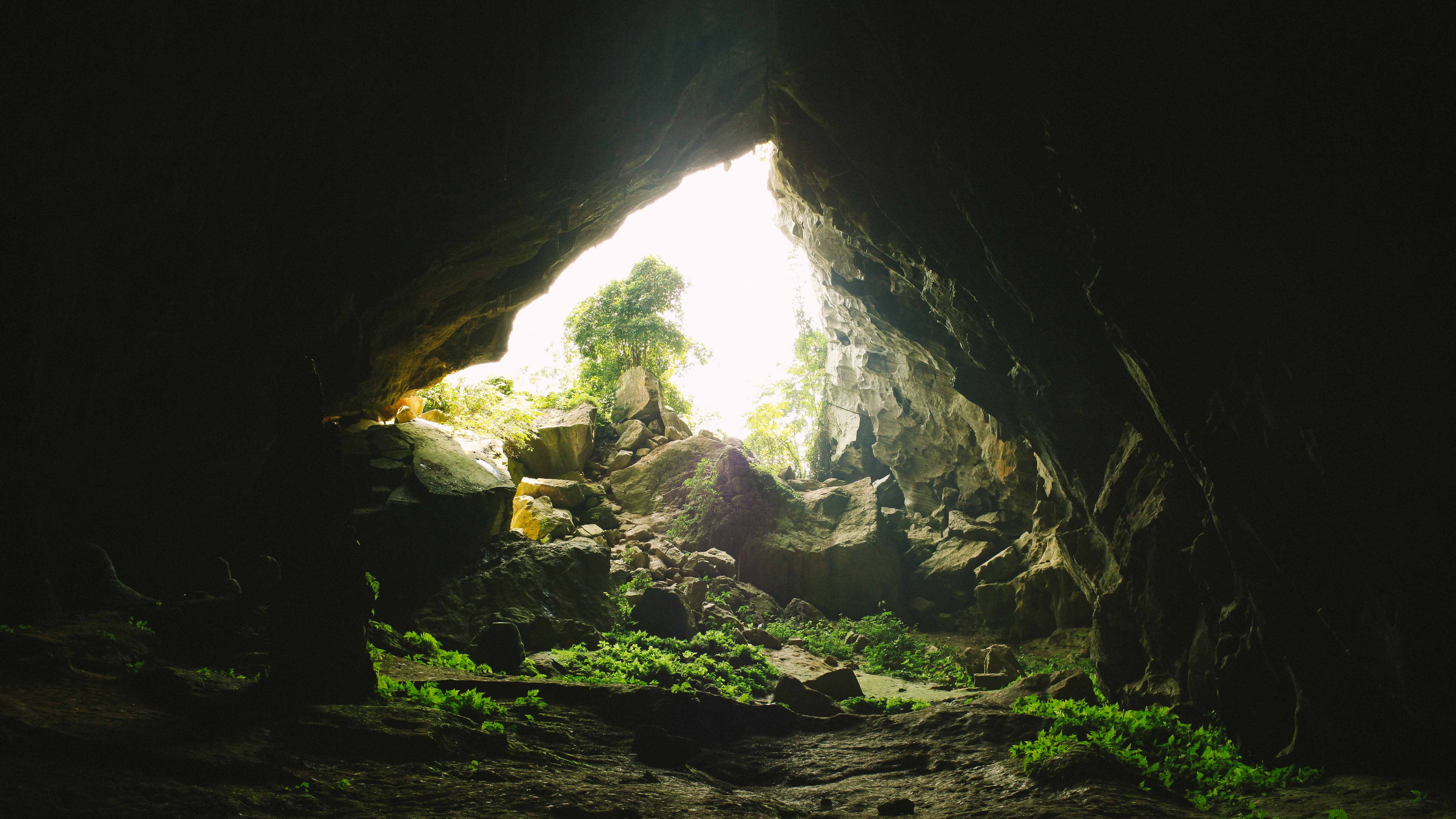 tu lan trong nguoi bat tu anh 3