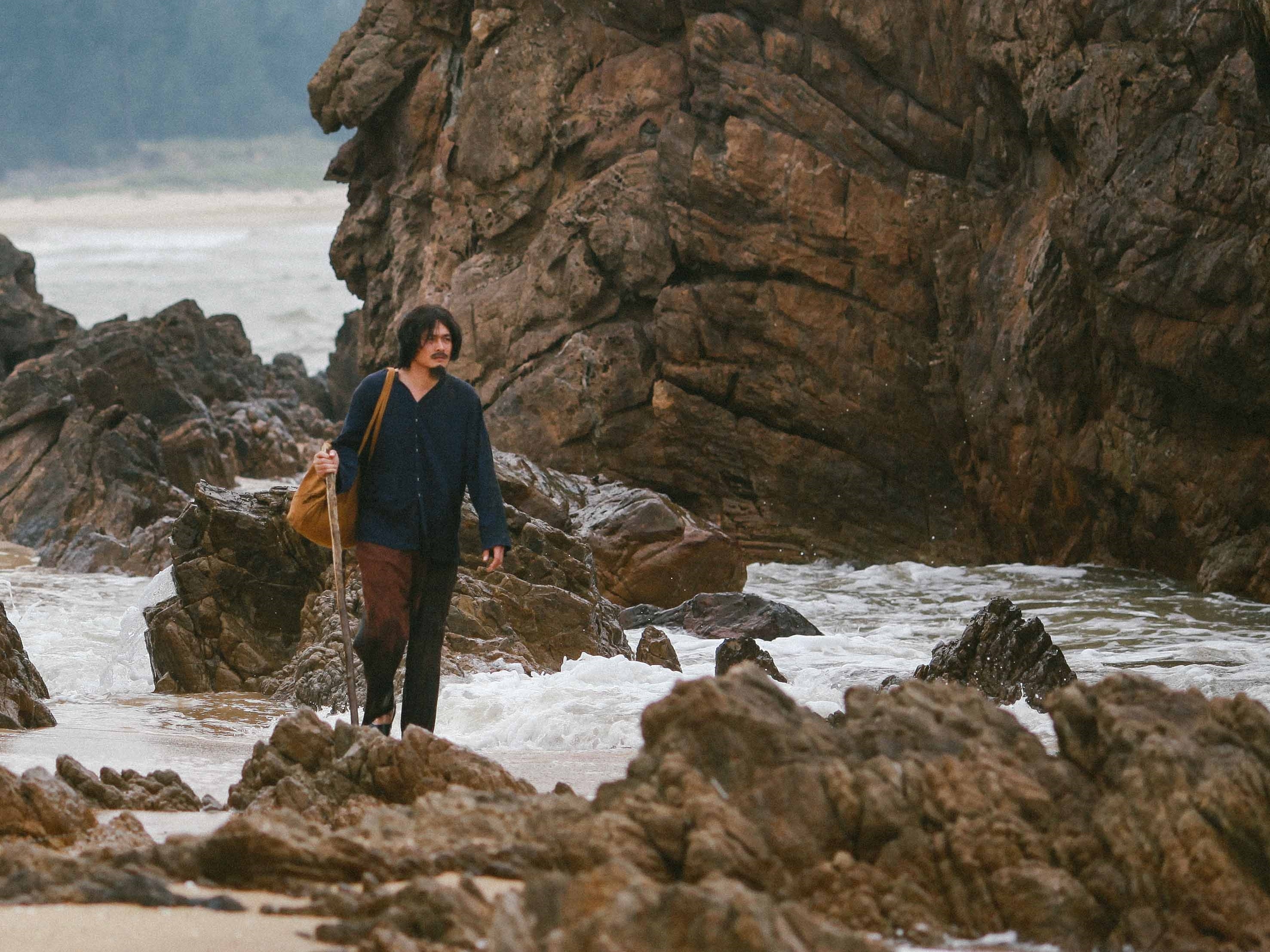 Boi canh ky vi cua 'Nguoi bat tu' o chuoi hang dong Tu Lan hinh anh