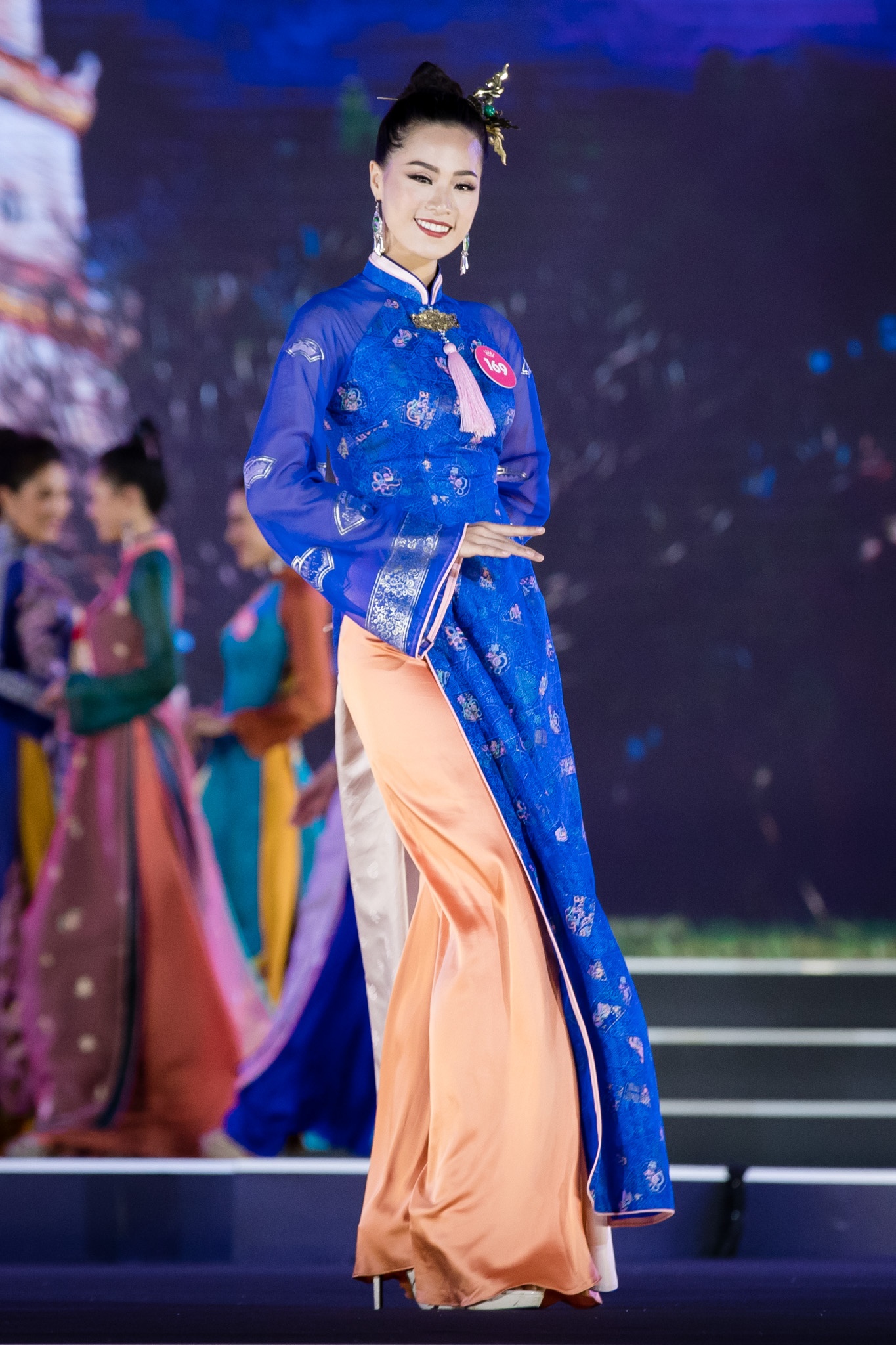 hoa hau viet nam anh 8