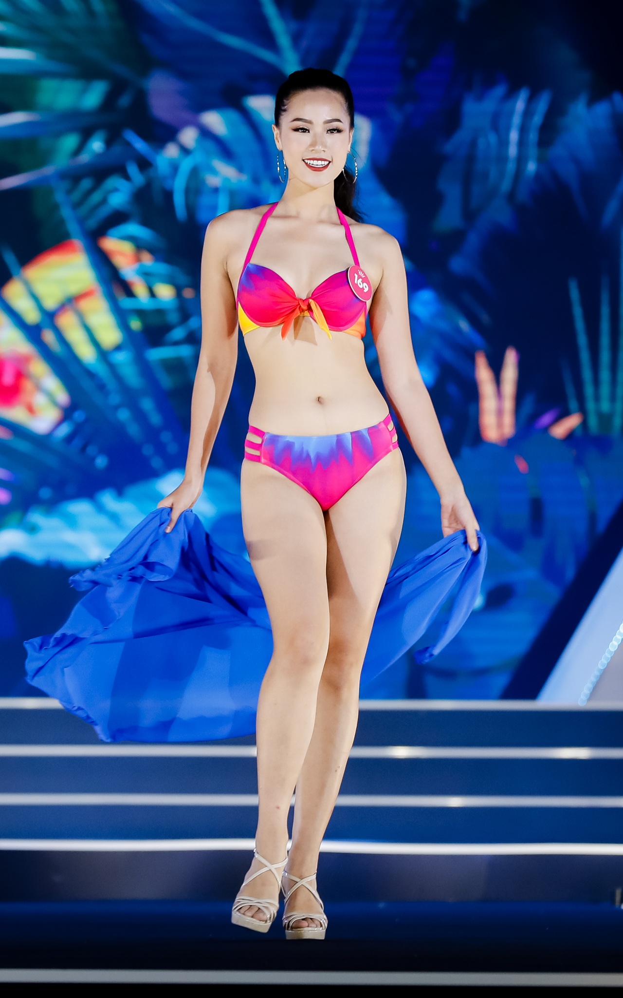 bikini hoa hau viet nam anh 1