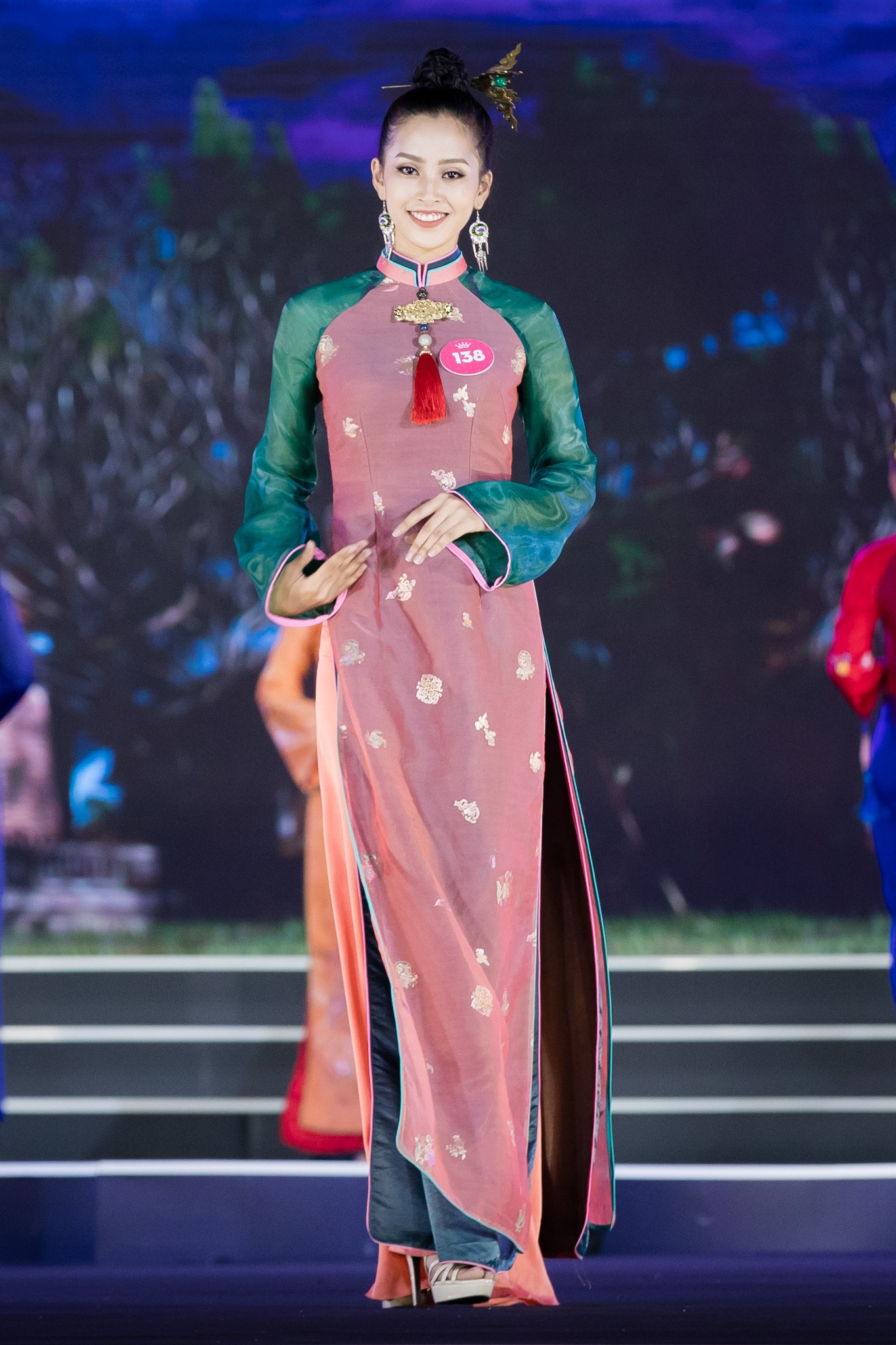 hoa hau viet nam anh 9