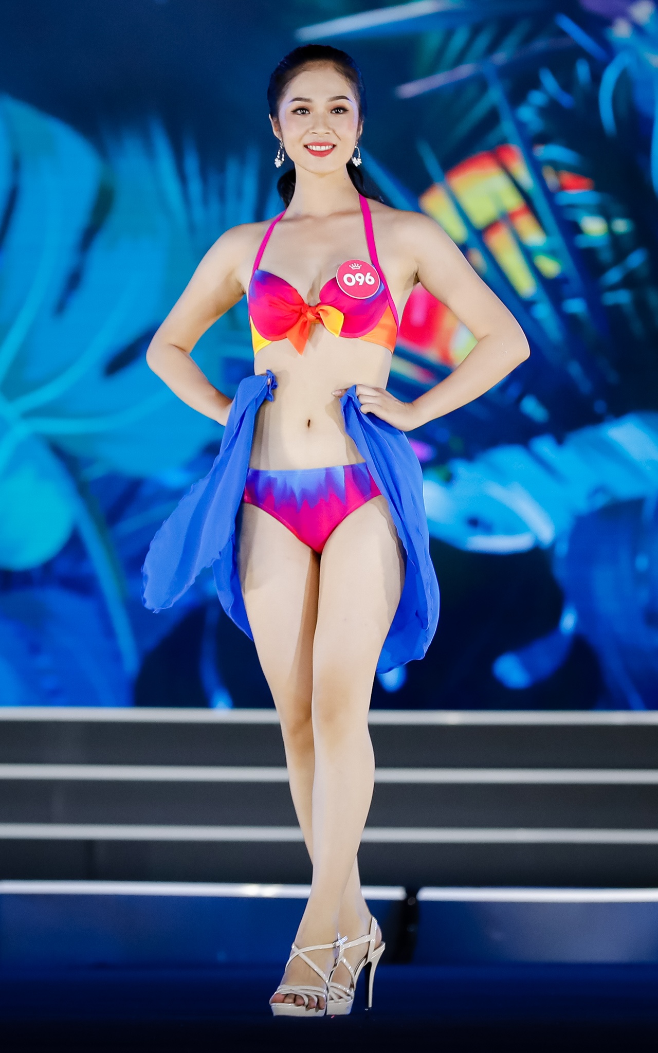 bikini hoa hau viet nam anh 9