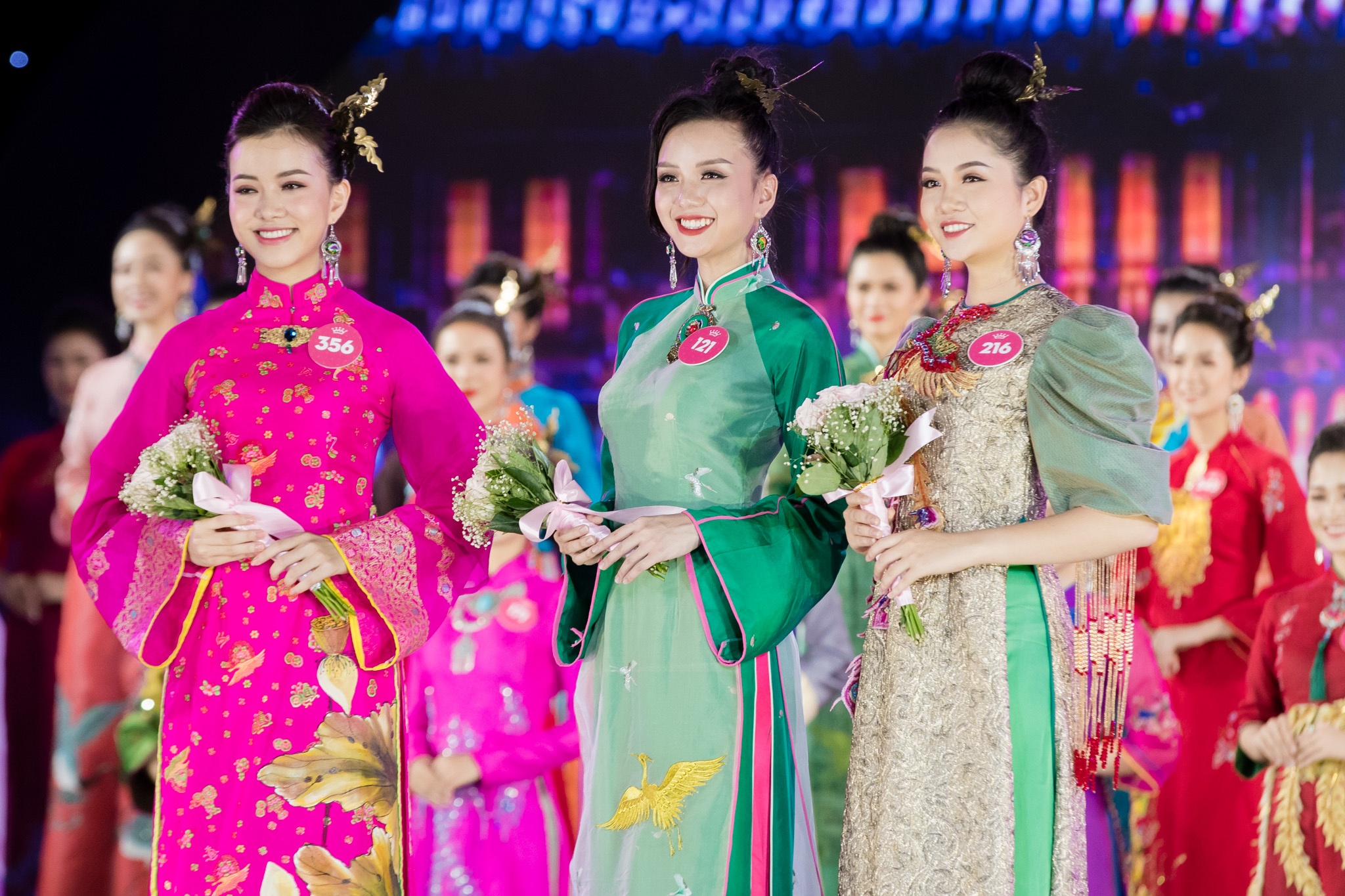 hoa hau viet nam anh 14