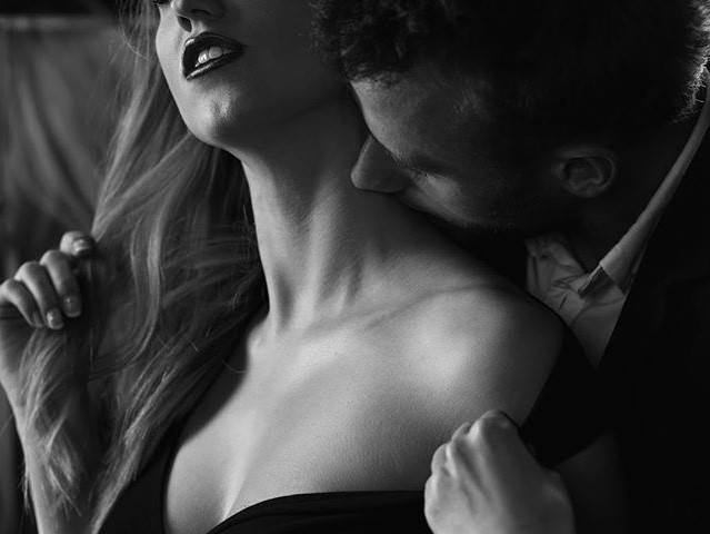 Vi sao nhat ky cua mot gai ban dam noi xa hoa nhat nuoc My bi nem da? hinh anh