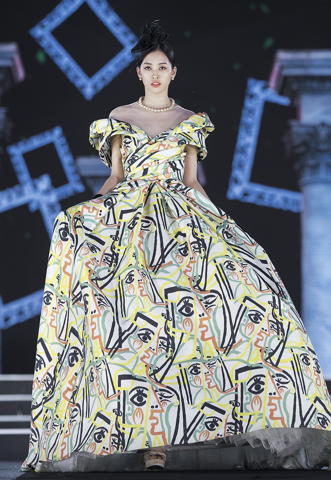 ky duyen catwalk anh 8