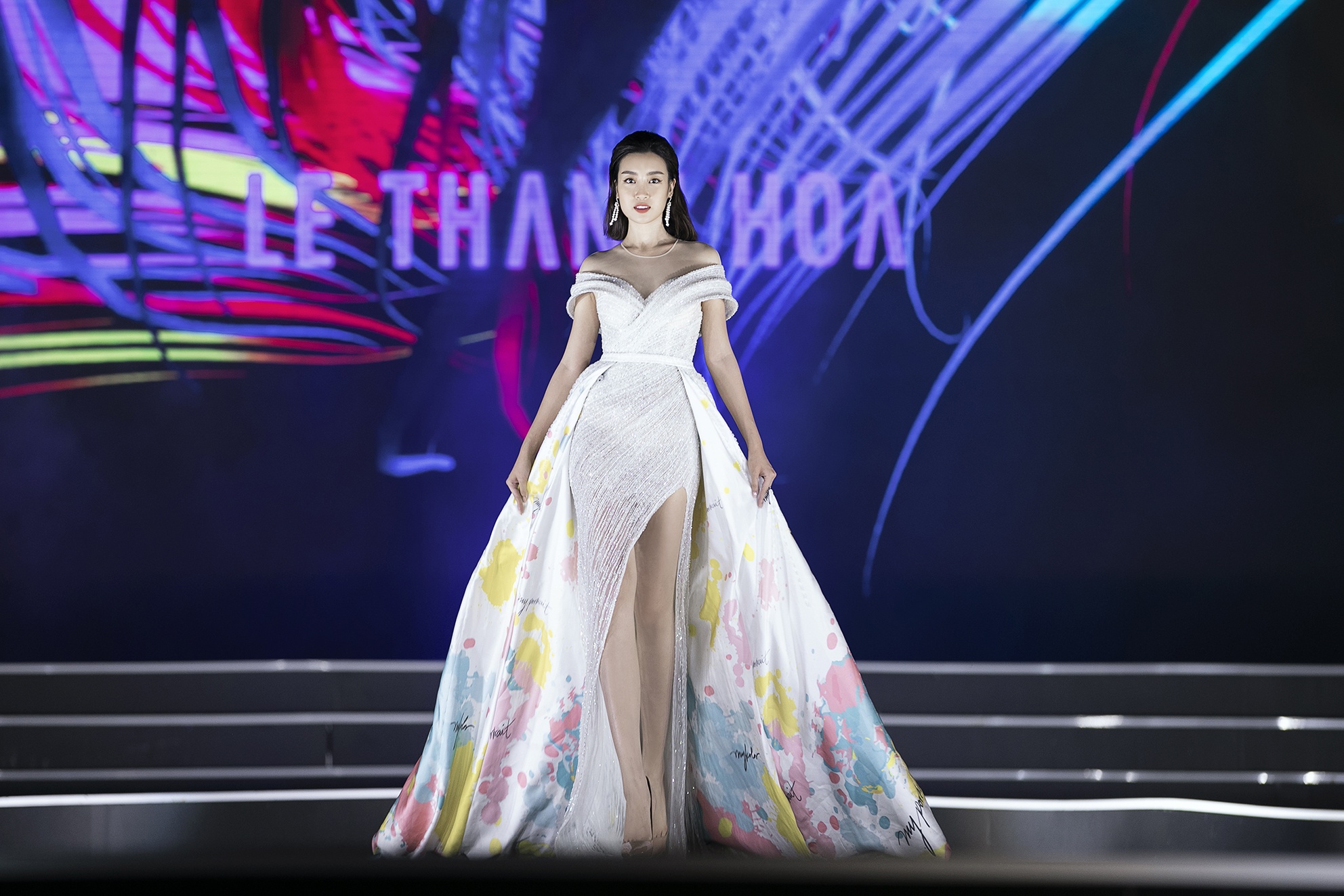 ky duyen catwalk anh 5