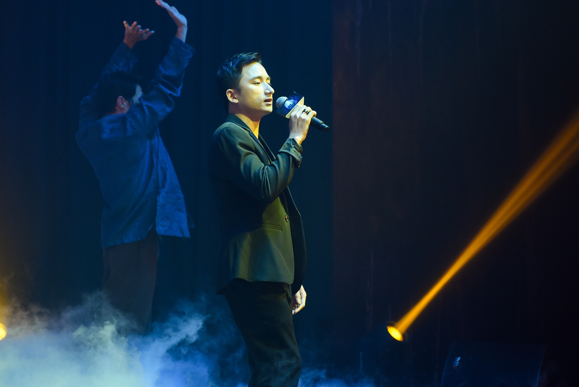 phim nguoi bat tu anh 1