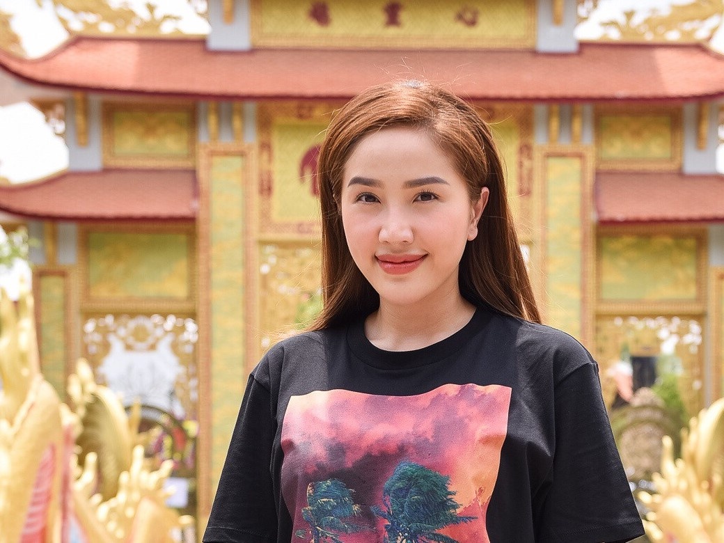 Bi che mat khac la, Bao Thy buc xuc: 'Toi khong phau thuat hong' hinh anh