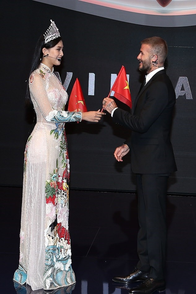 beckham tiểu vy dự vinfast ảnh 4 beckham tieu vy du vinfast anh 4