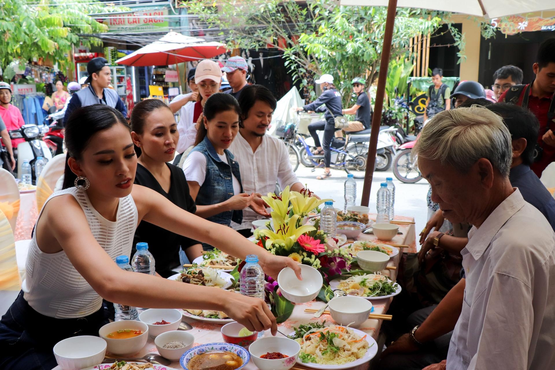 hoa hậu tiểu vy về quê hội an ảnh 6 hoa hau tieu vy ve que hoi an anh 6