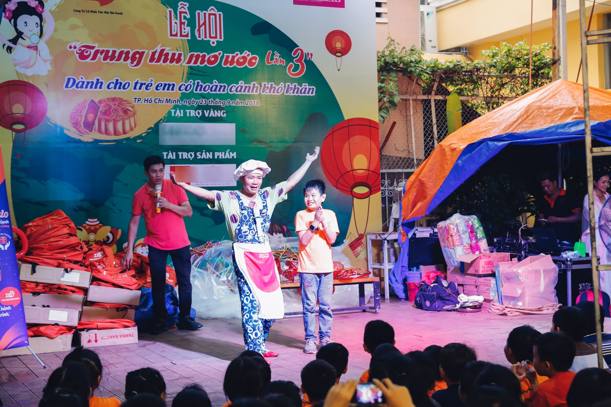 tre em sai gon vui trung thu anh 1