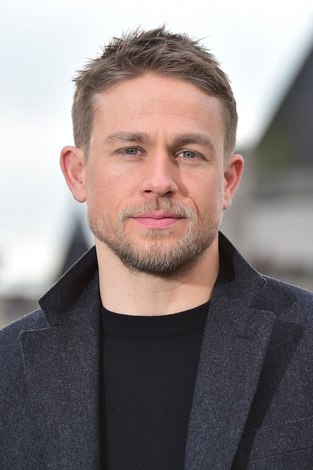 dien vien charlie hunnam anh 8
